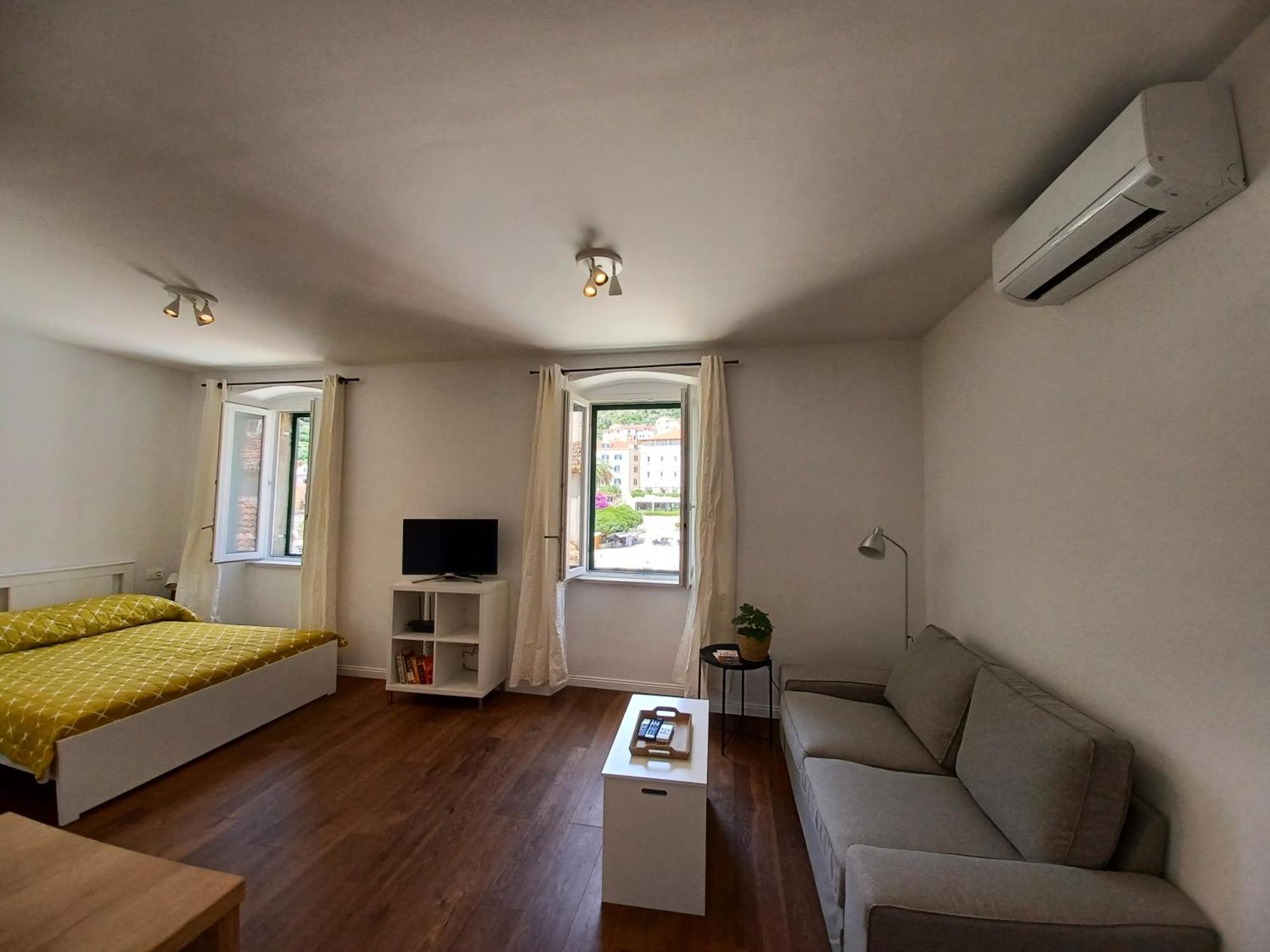 Apartment Lilly With Amazing City View Hvar Town Zewnętrze zdjęcie